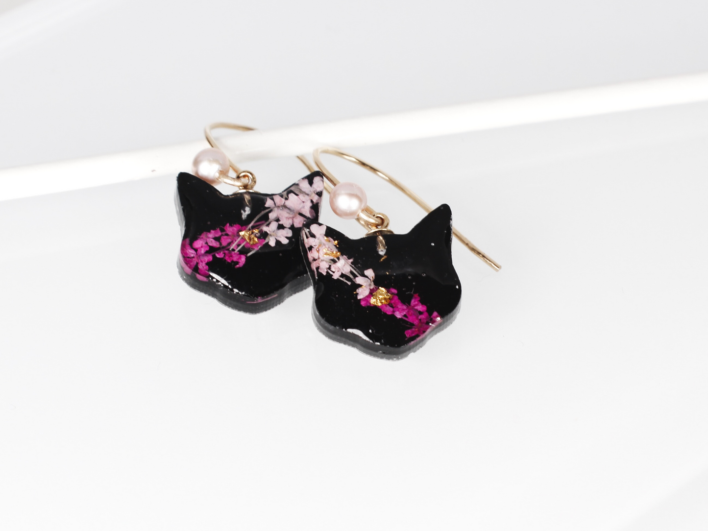 Luci | Floral Kitty Face Earrings