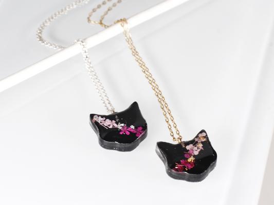 Luci | Floral Kitty Face Necklace