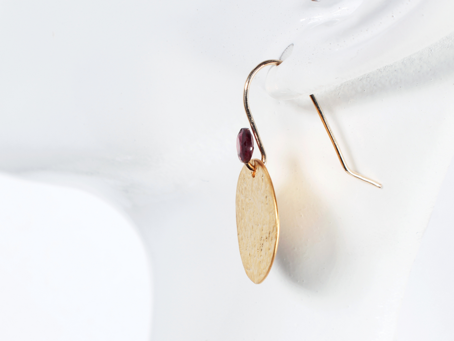 Minimalist Round Disc | Gold Dangle Garnet Earrings